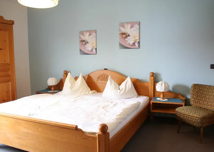 Gasthof Rhonsicht Pensionat 2*