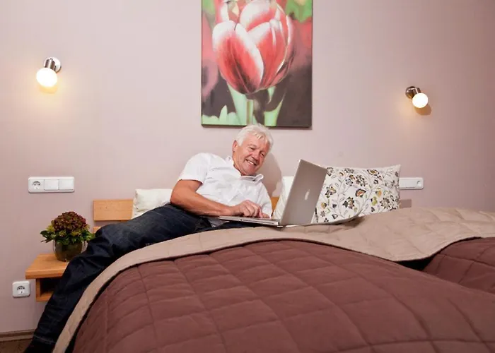 Gasthof Rhonsicht Guest house Heubach (Hessen)